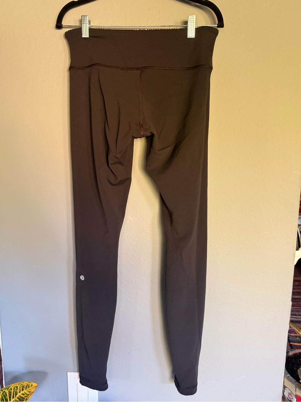 lululemon athletica vintage low rise reversible leggings size 8🖤💕🖤💕
